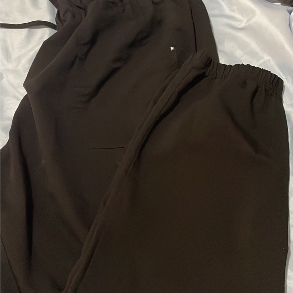 Scrub joggers